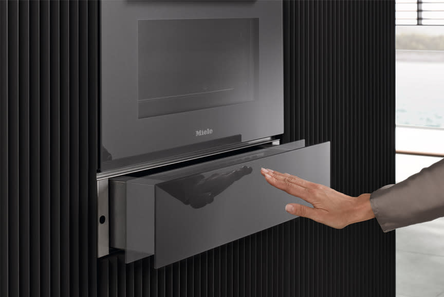 3909883_TILE3_edecec