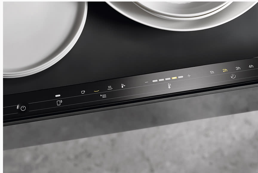 3909913_TILE2_4f4e4e