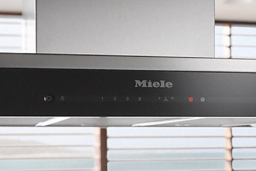 3910156_TILE3_e4e4e4