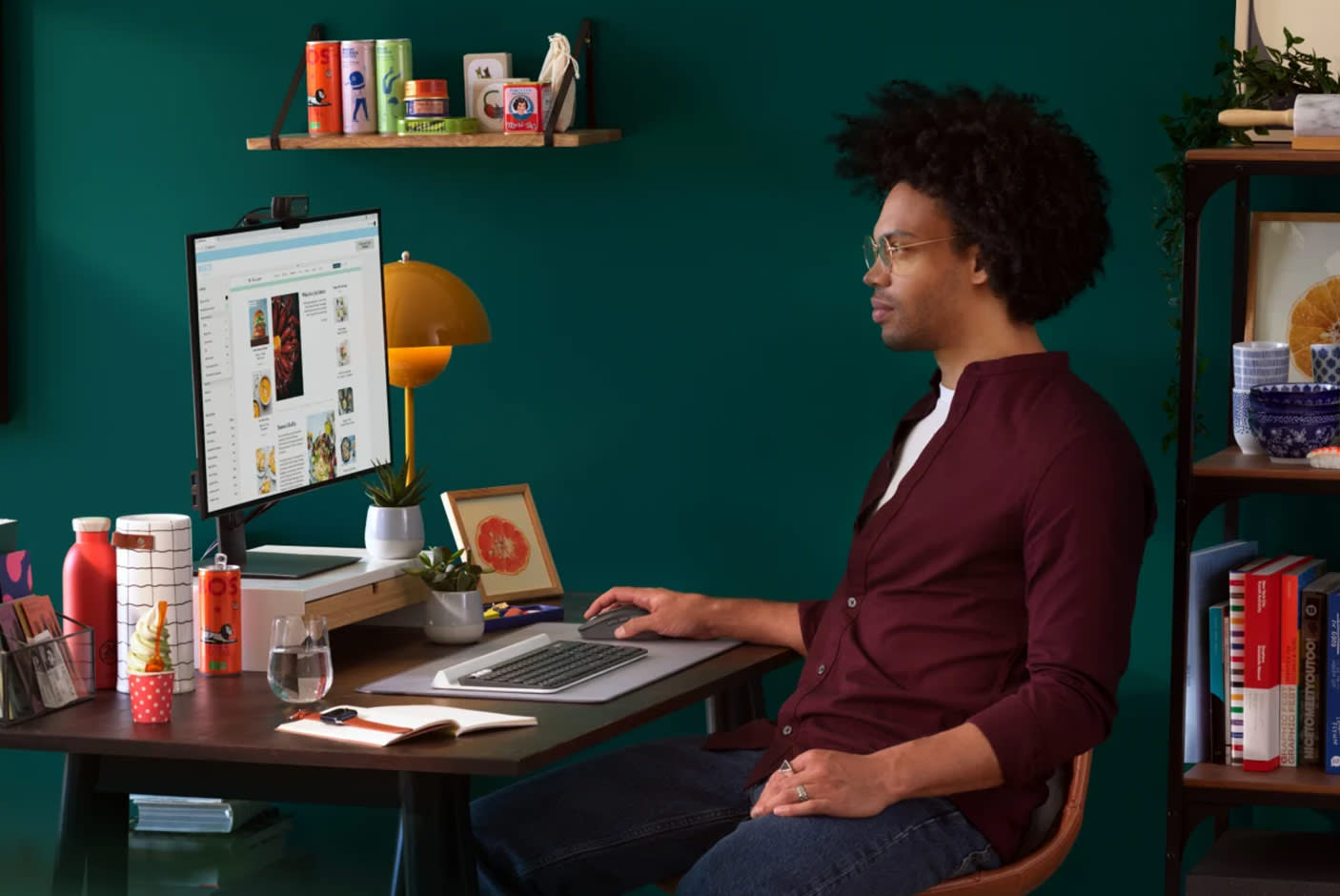 3888037-Tile-3-Logitech-M650