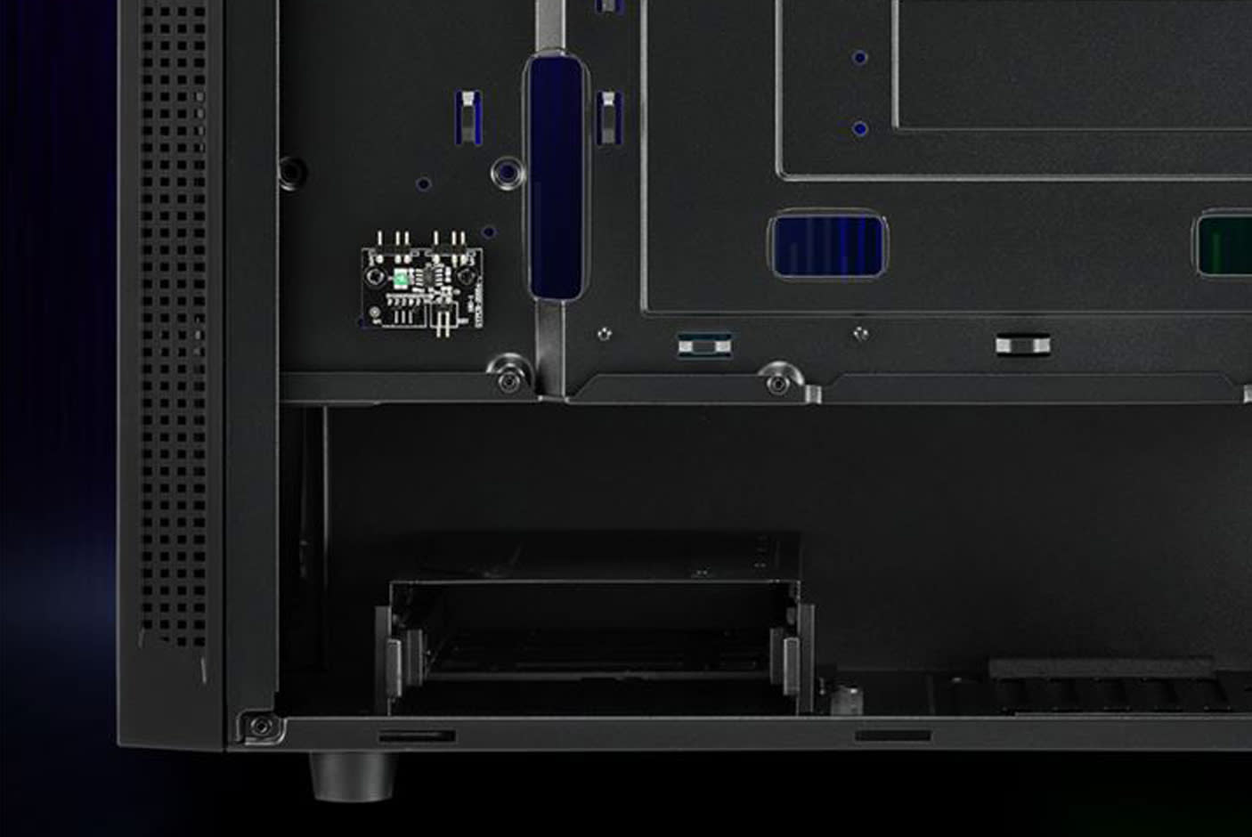 3958191-Tile-4-Storage-Space