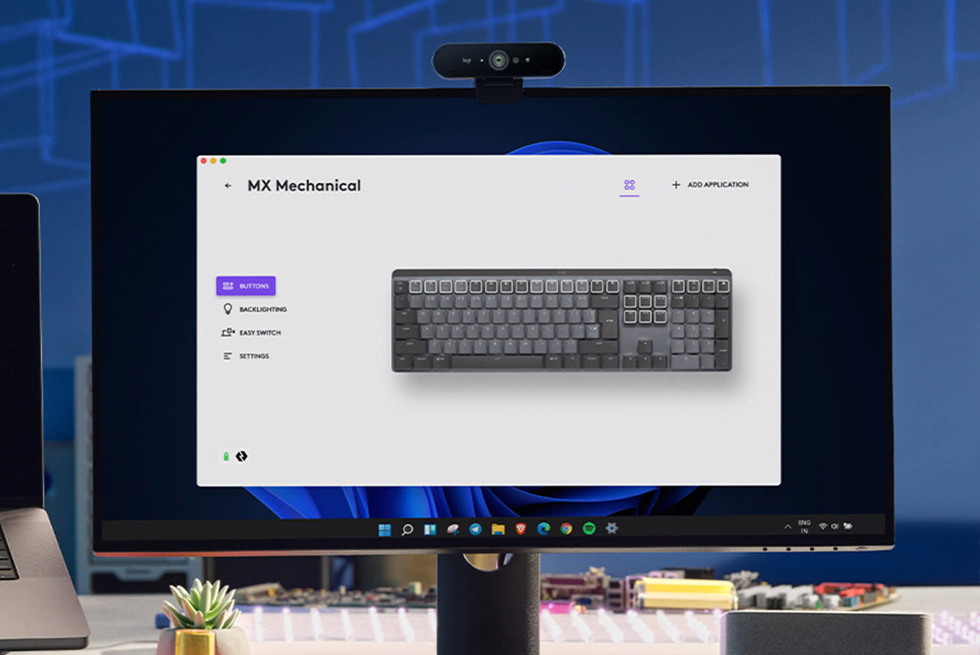 4004256-Tile-5-Logitech-MX-mech-low-smart-multiple