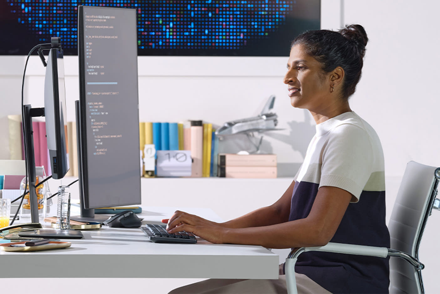 4004256-Tile-1-Logitech-MX-mech-switches