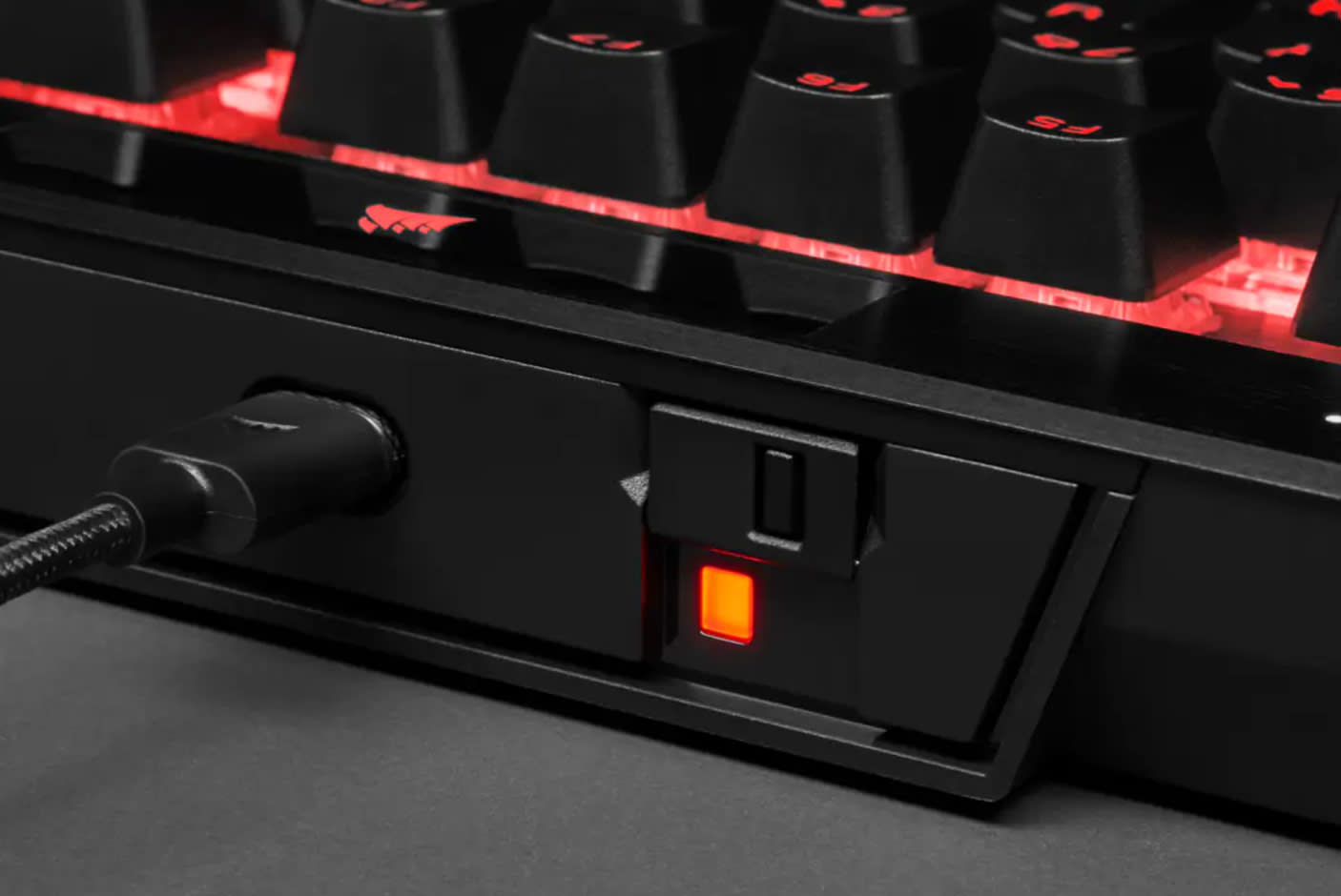 4008278-Tile-4-Tournament-Switch