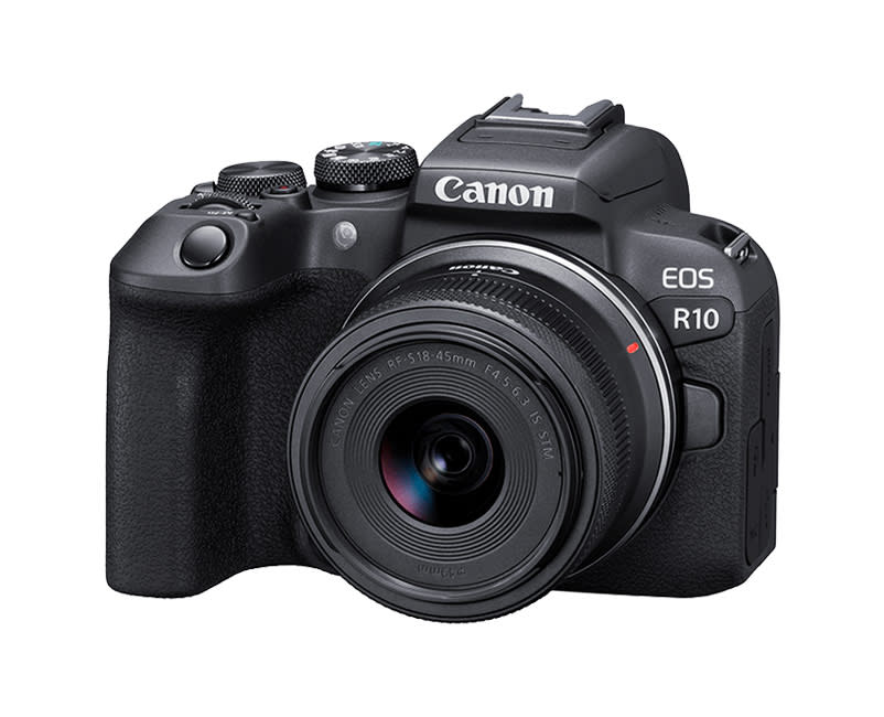 Canon EOS R10 + RF-S 18-45mm