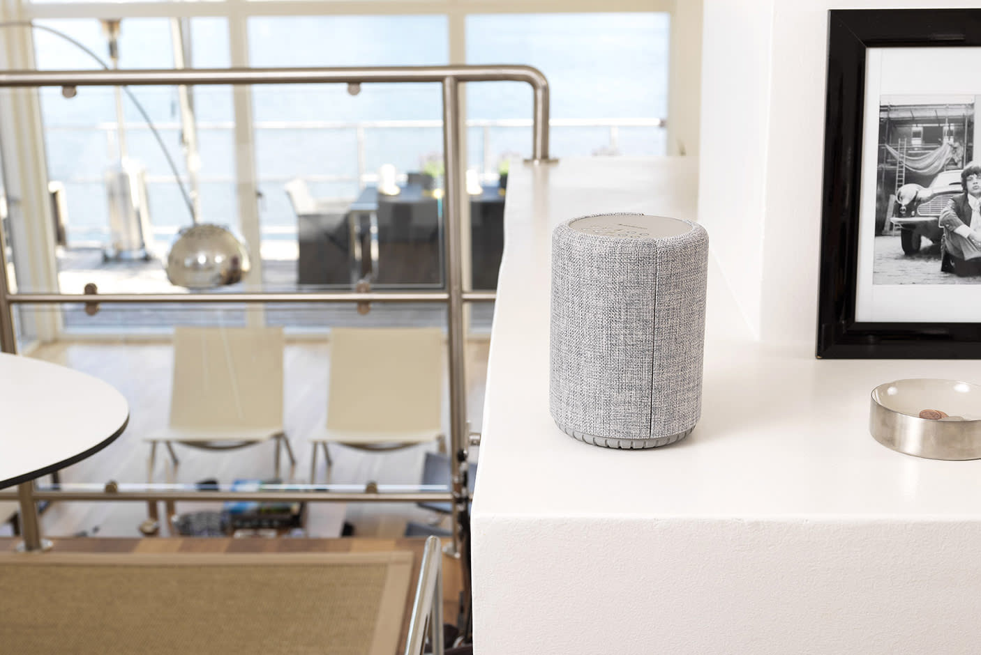 4030893-Tiles-1-Audio-Pro-A10-Design