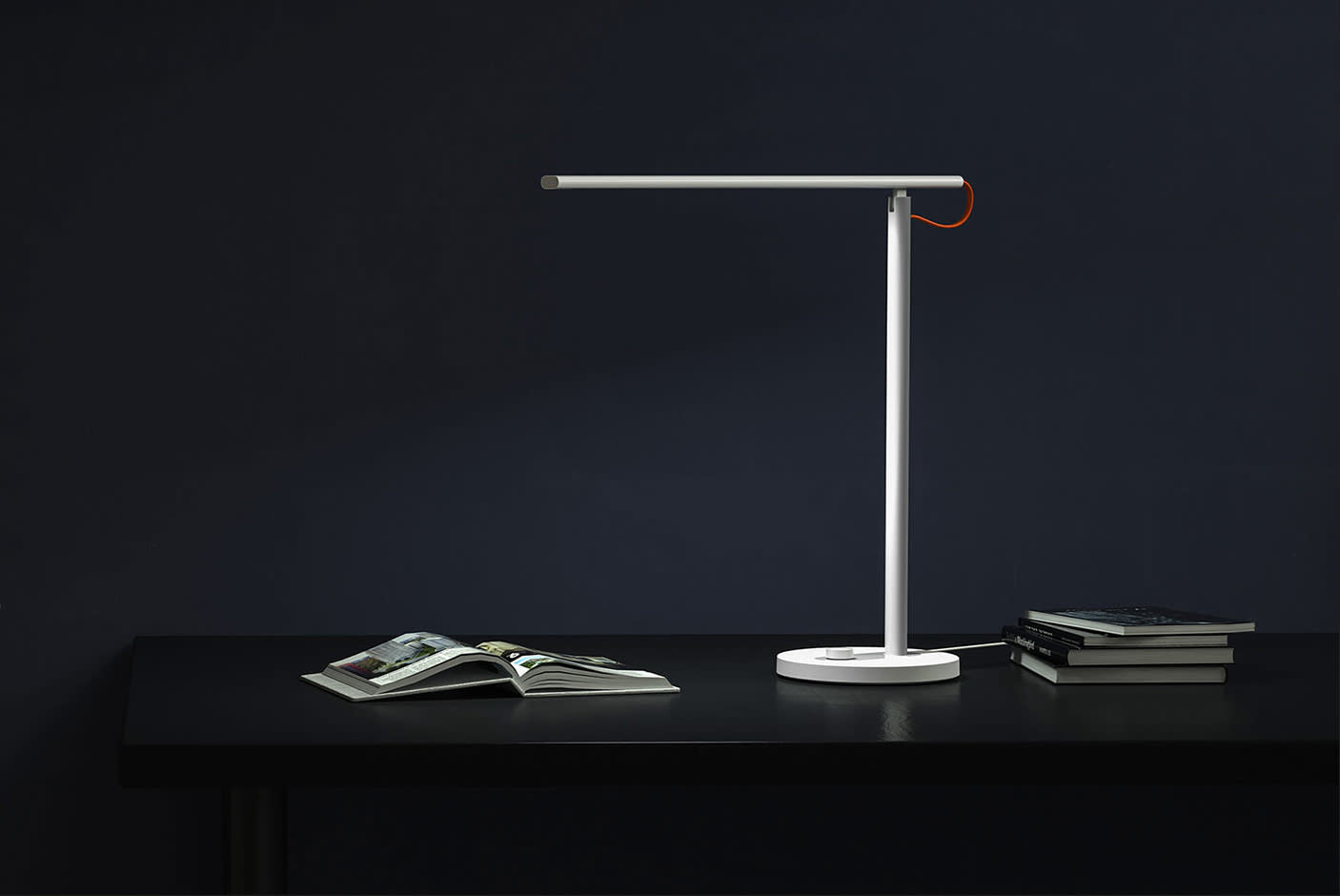 3384829-Tile-2-Mi-Desk-Lamp-1S-colours