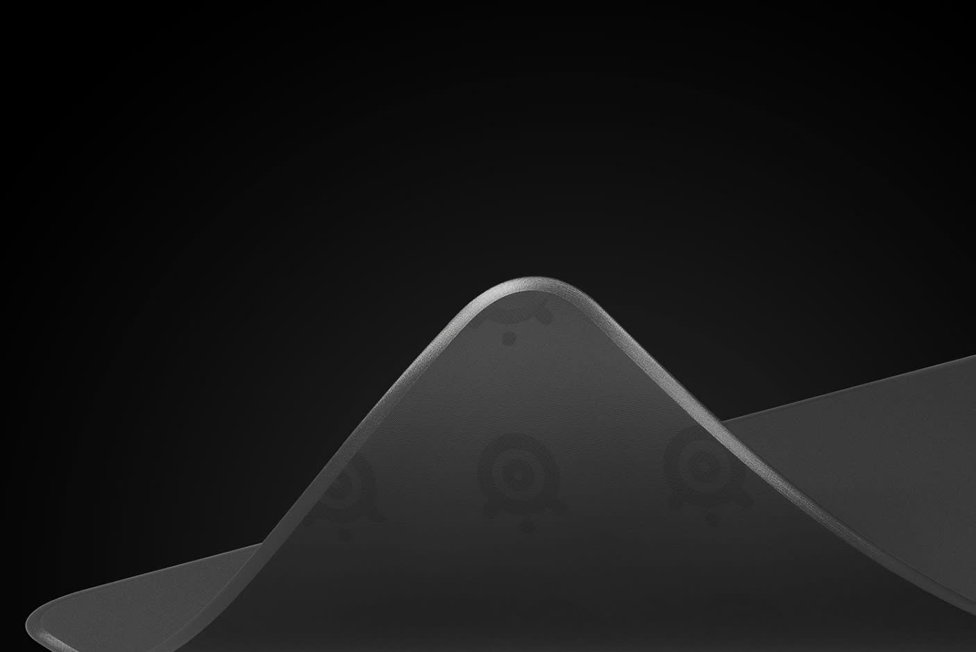 4033159-Tile-2-SteelSeries-Mousepad-QcK-Edge