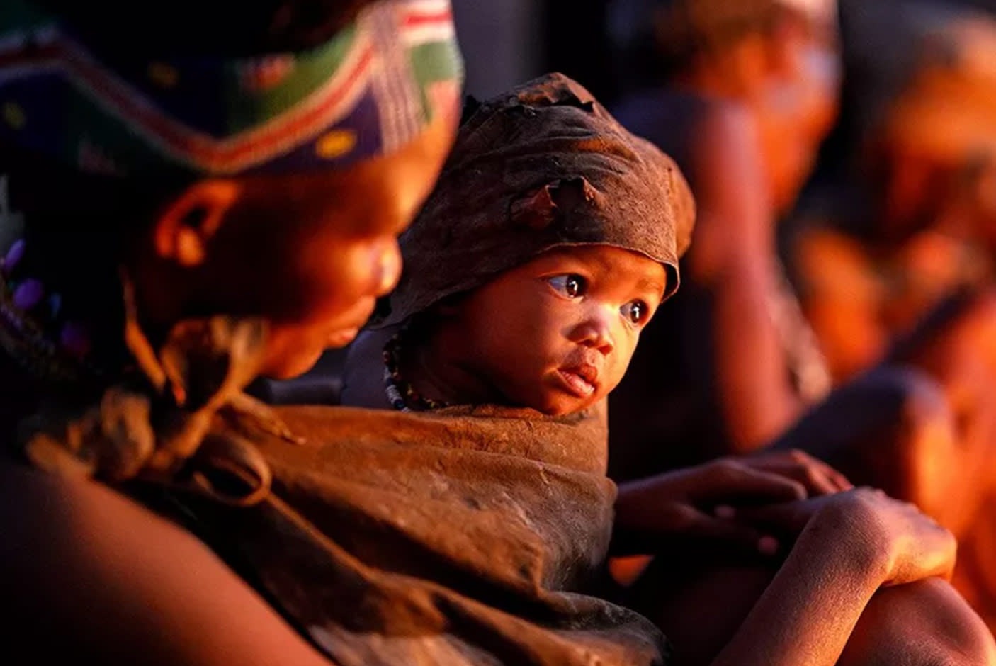 4033558-Tile-4-Canon-RF-50MM-F12L