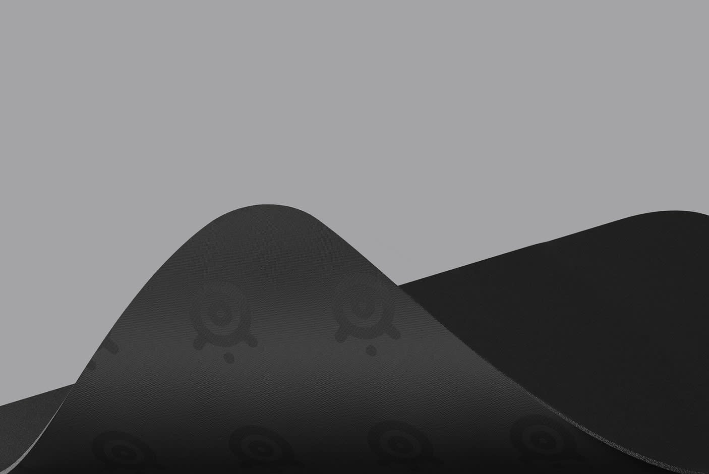 4034244-Tile-3-SteelSeries-Mousepad-QcK