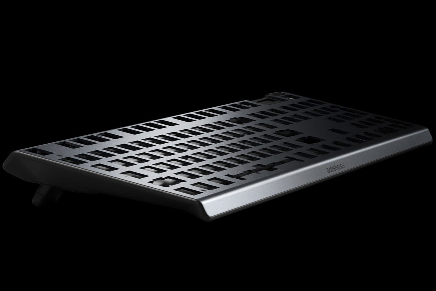 4034392-Tile-3-SteelSeries-Apex-5