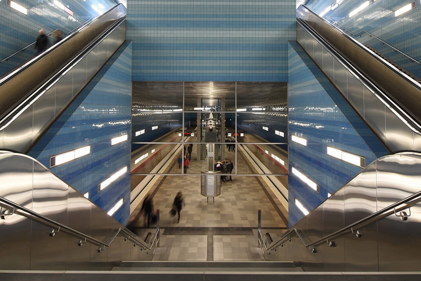 4035542-Tile-4-Cinematic-Feel