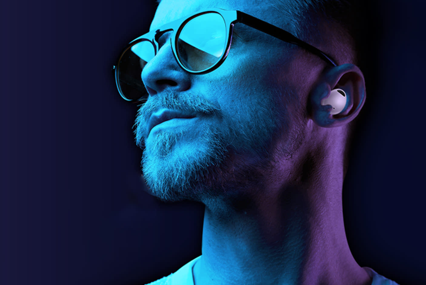 4039300-TIle-2-3-SNR-Mics