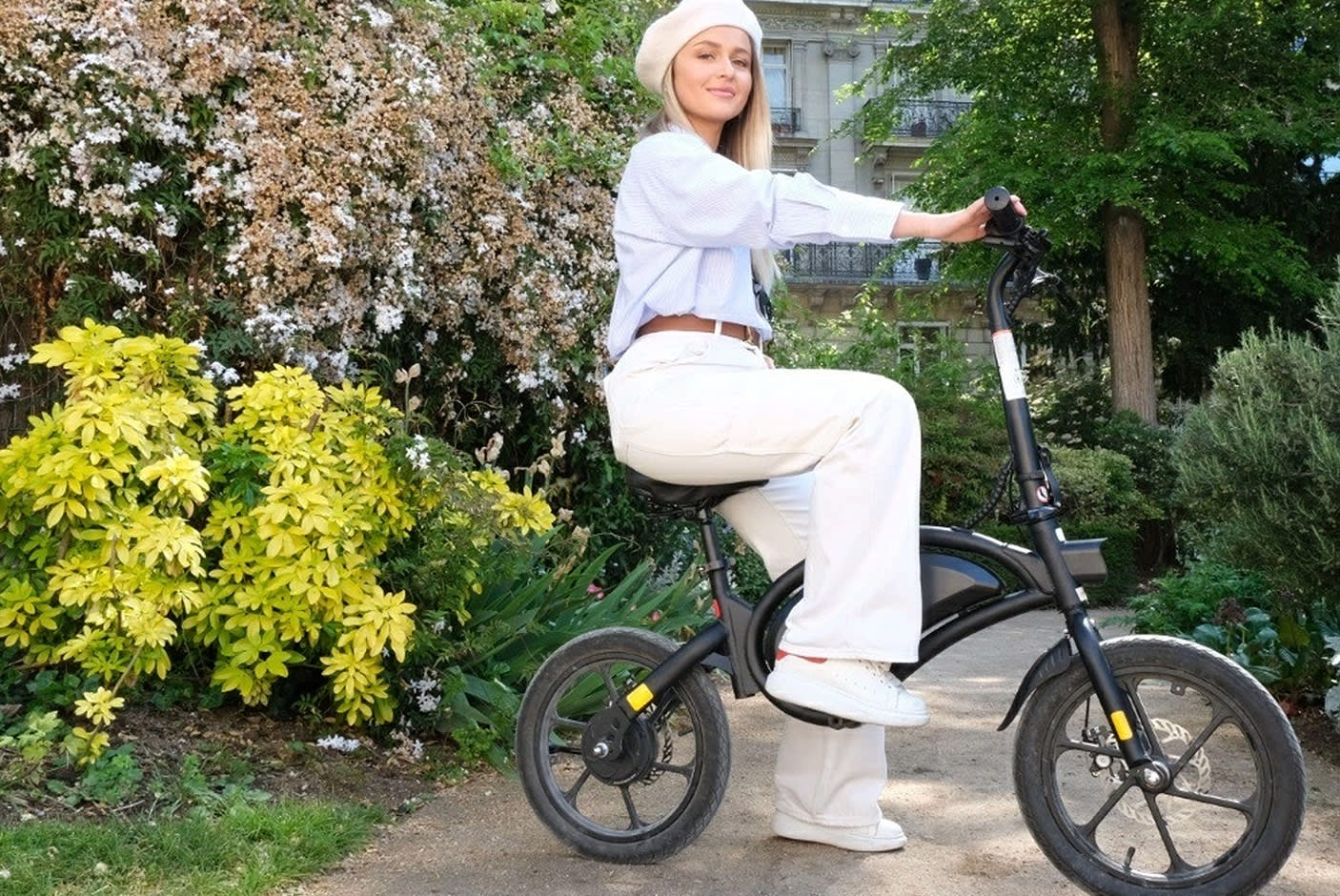 4045467-Tile-3-UrbanGlide-160