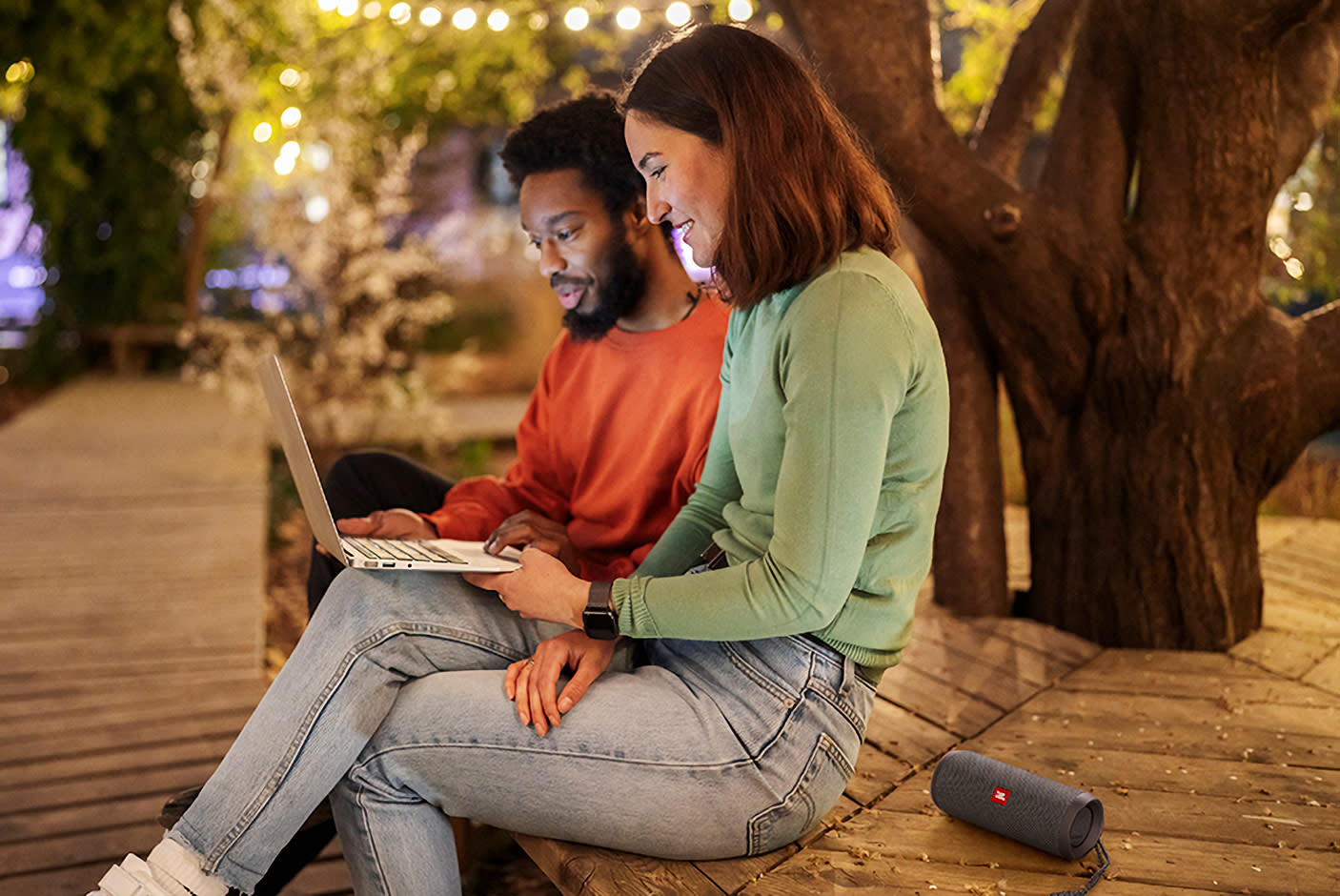 4048466-Tile-1-Flip-Essential-2-everywhere