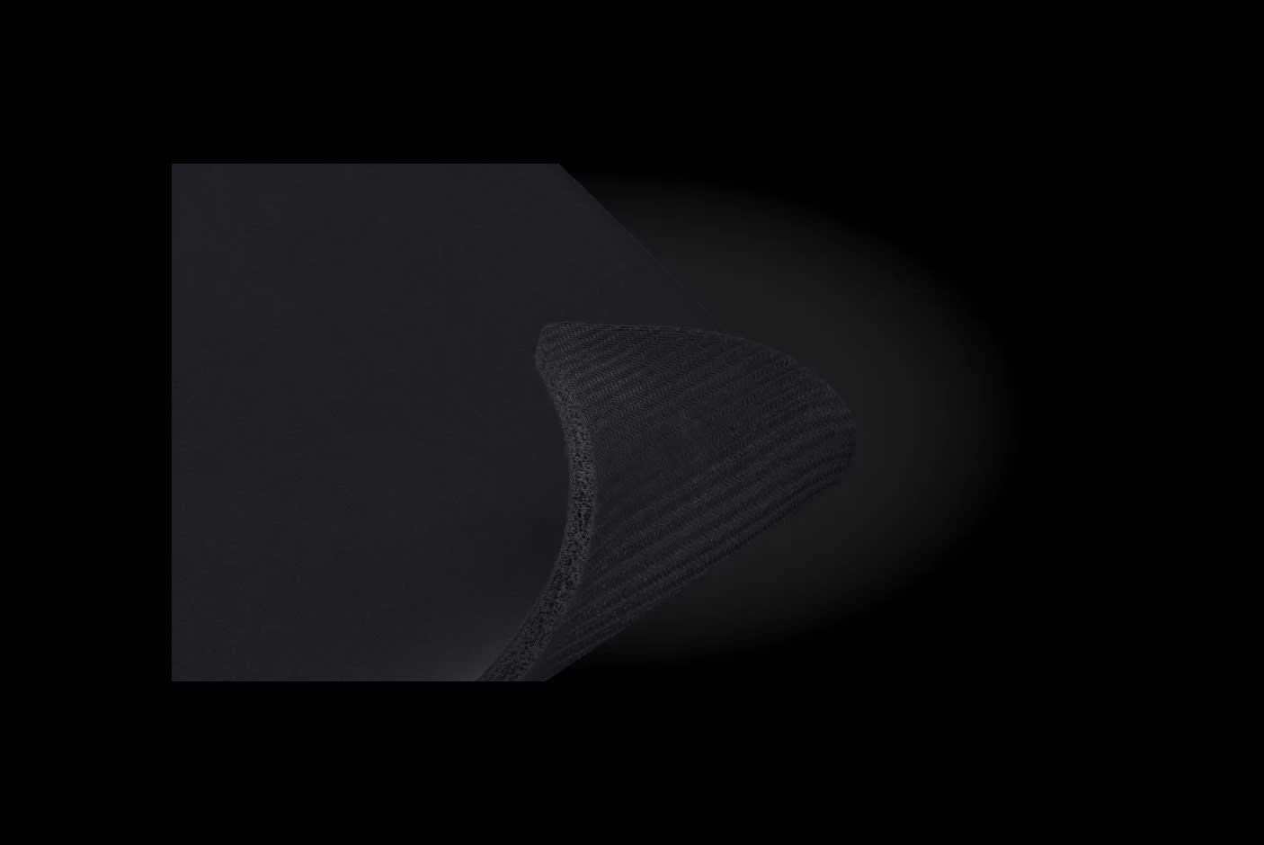 4076001-Tile-1-Logitech-G740-fat