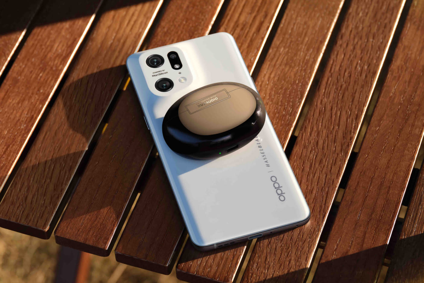 4100603-Tile-8-Work-of-Art