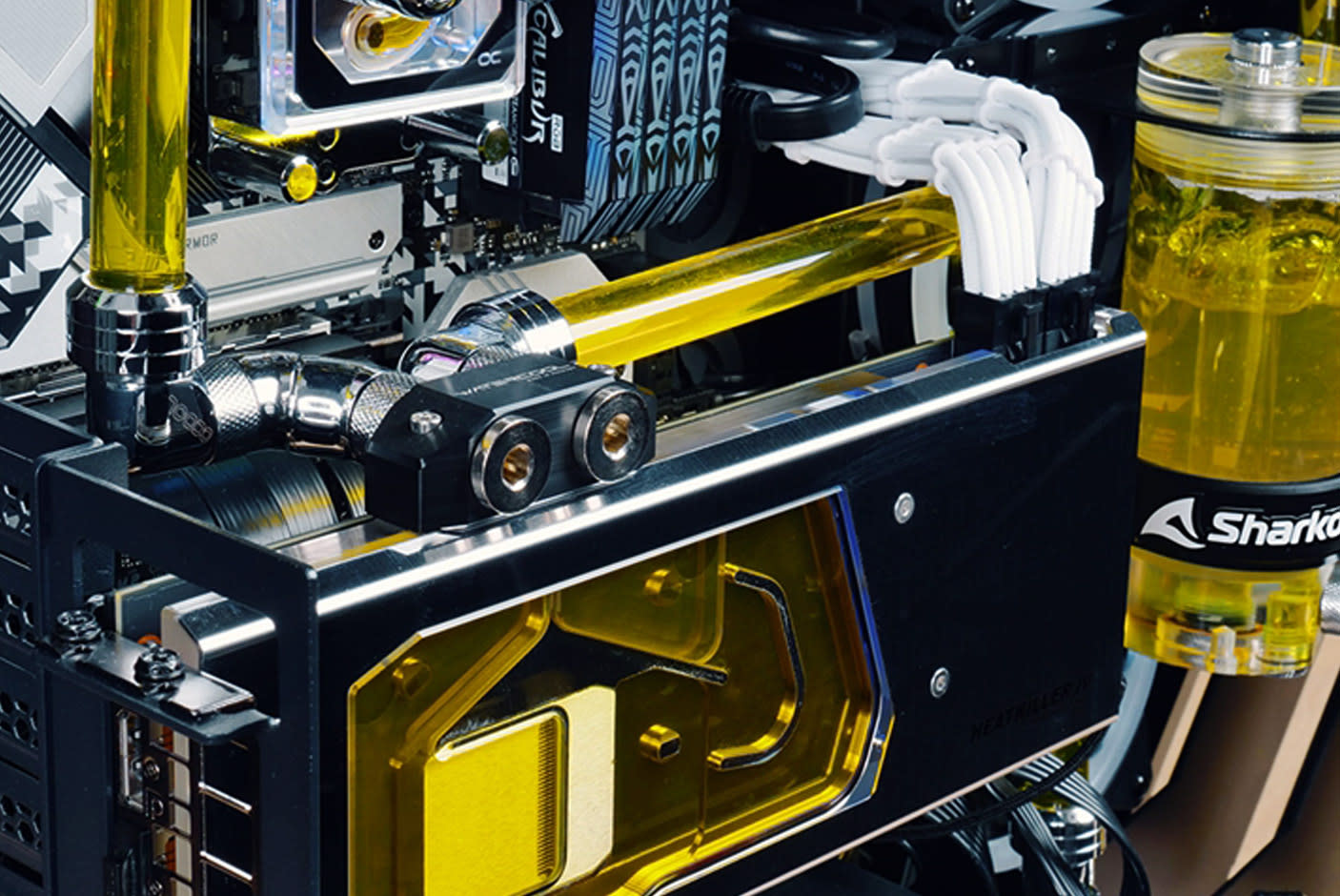 4116836-Tile-3-Everything-on-Board