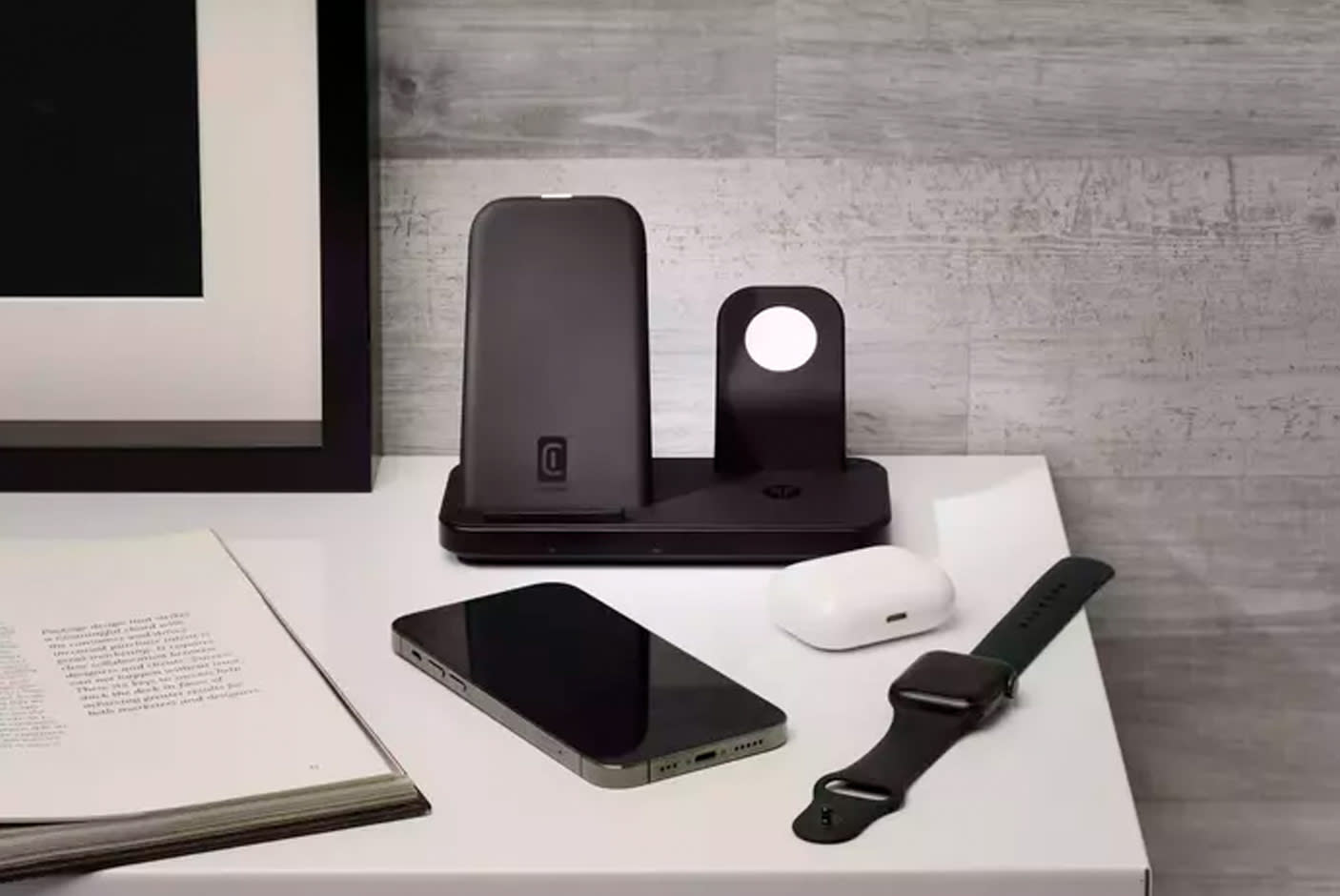 4120116-Tile-2-TRIO-WIRELESS-CHARGER