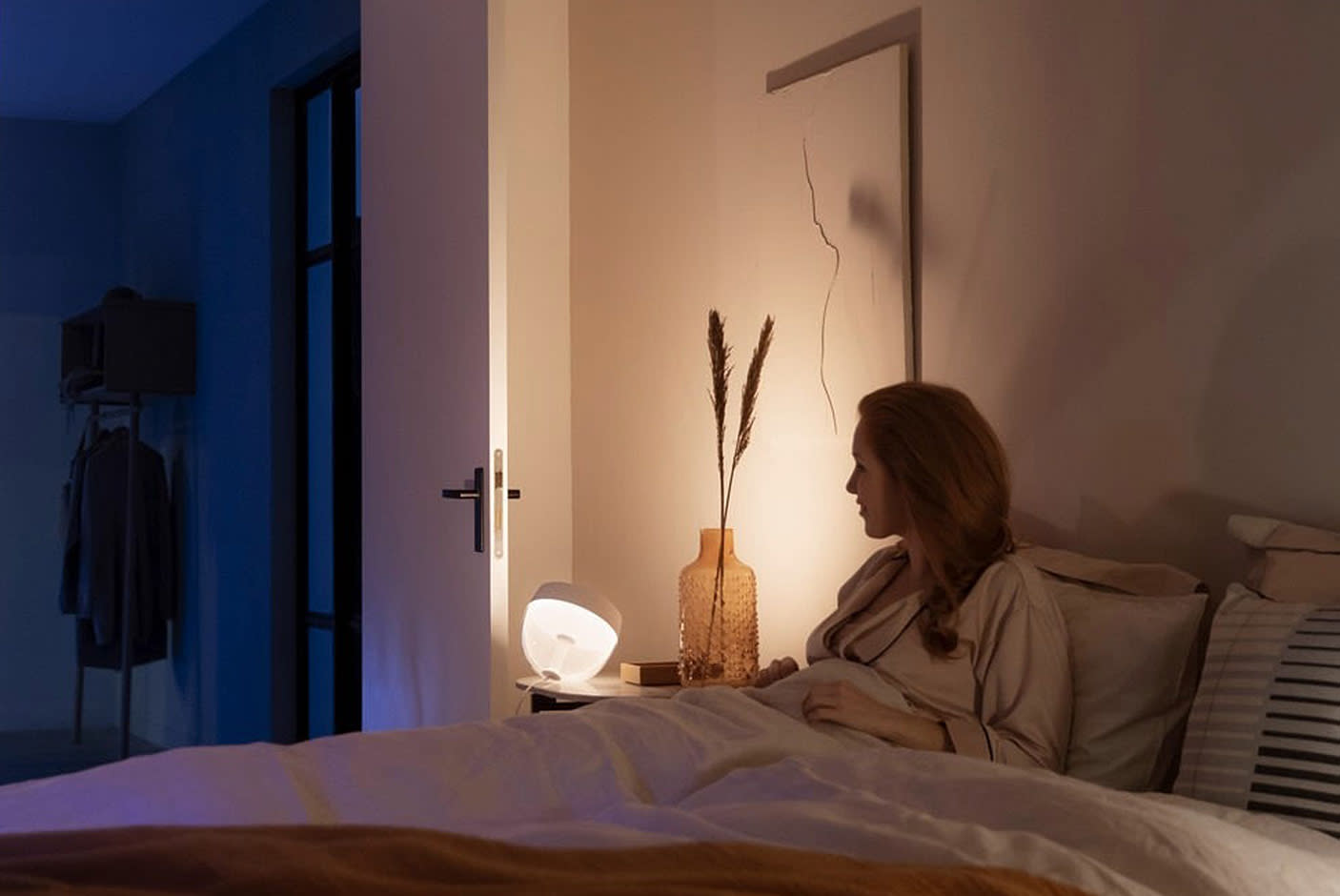 3608379-Tile-2-Philips-Hue-Iris-Gen4