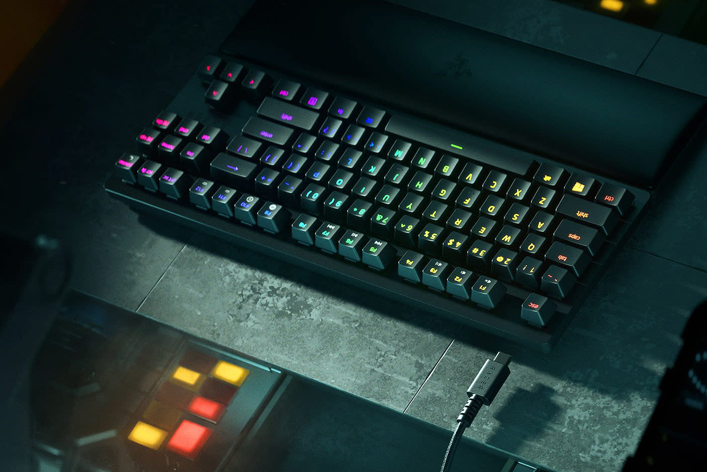 4124677-Tile-3-Huntsman-V2-TKL