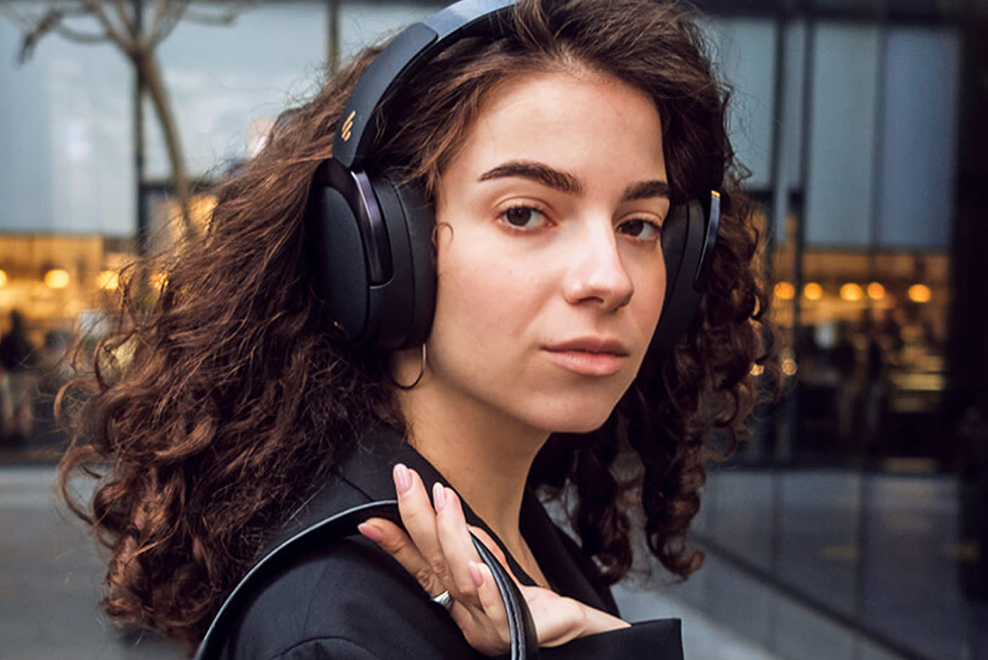 4127463-Tile-6-Nonstop-Music