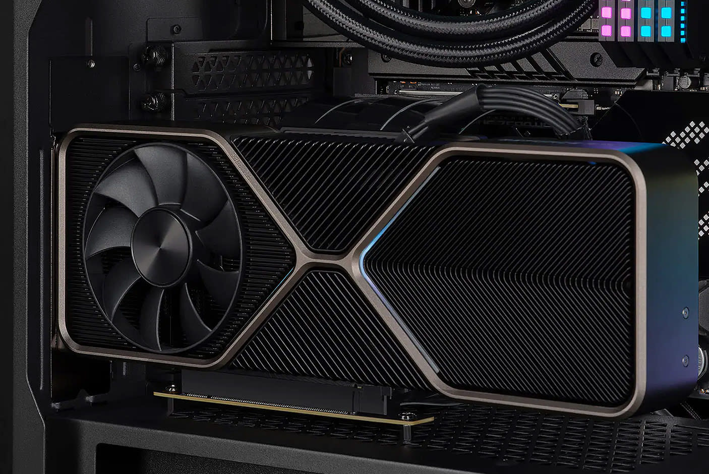 4128842-Tile-2-Corsair-Riser-PCIe-x16-Cable