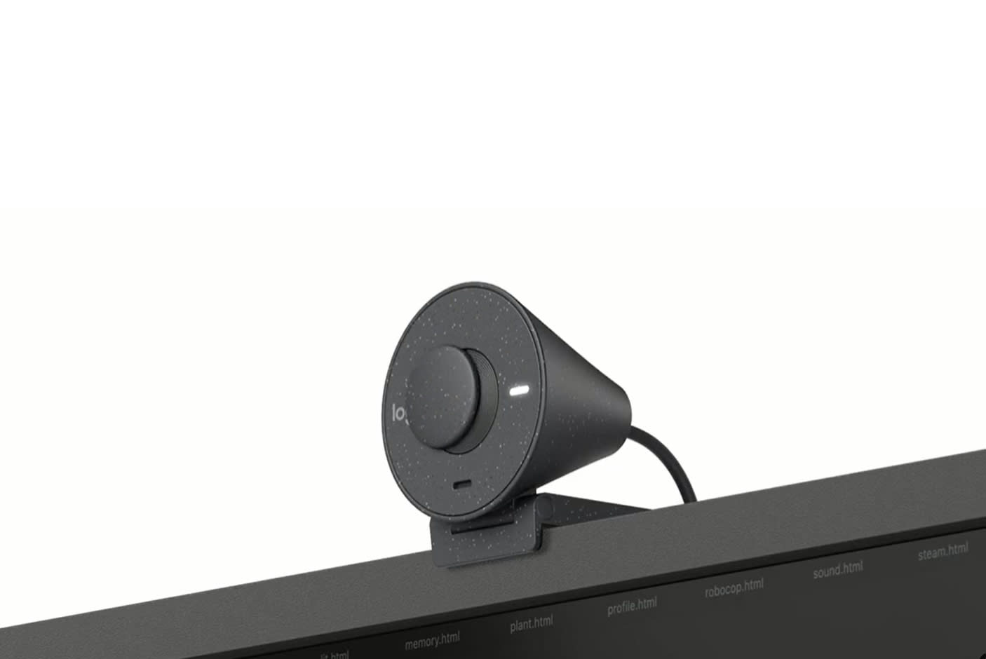 4137388-Tile-3-Logitech-Web-Brio-300-safe