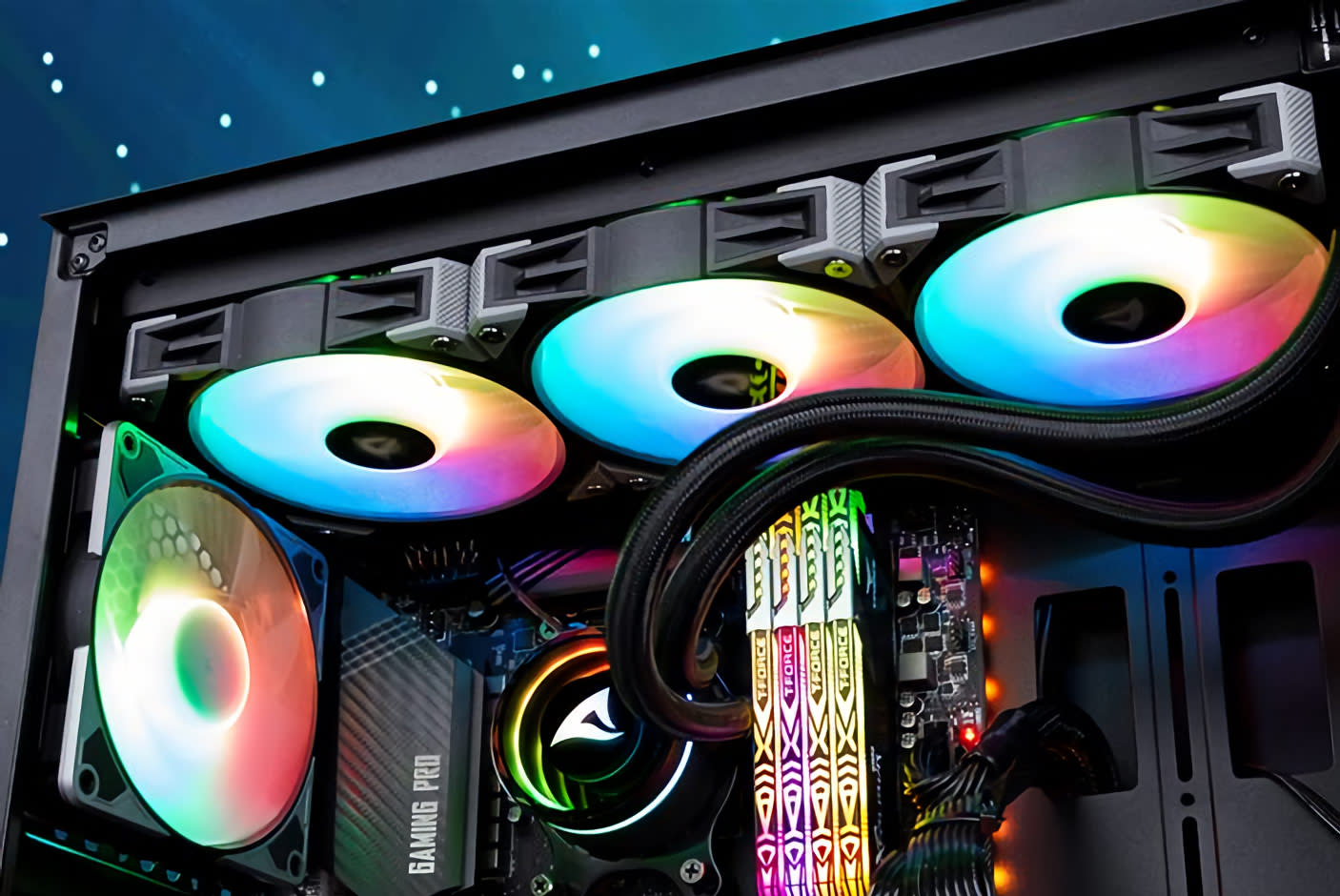 4141156-Tile-3-Case-Sharkoon-M130-design