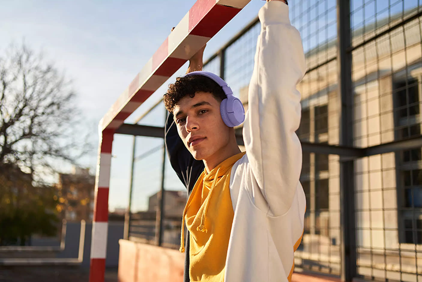 4173058-Tile-3-JBL-Tune-520BT