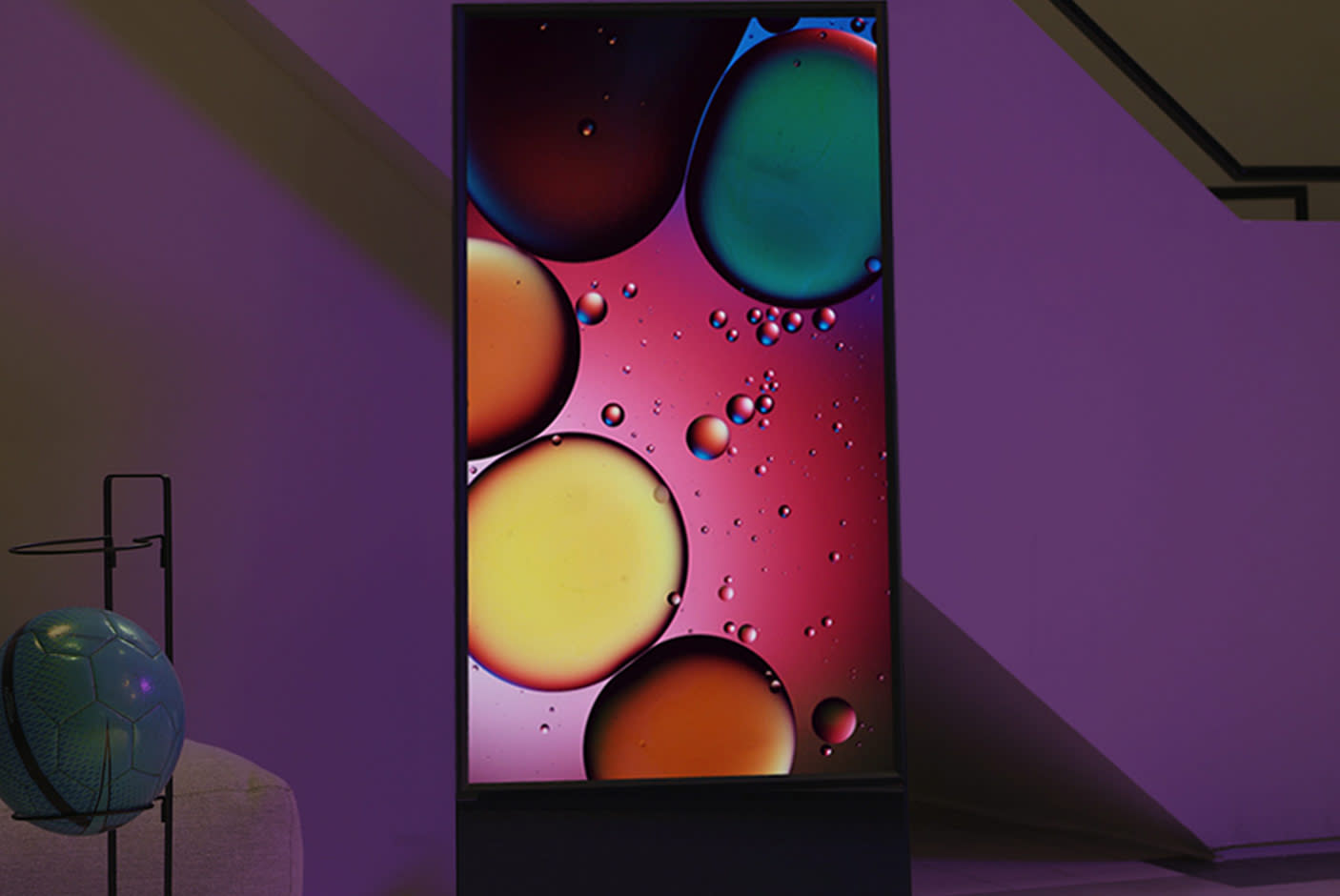 3940489-Tile-1-Samsung-The-Sero-2022