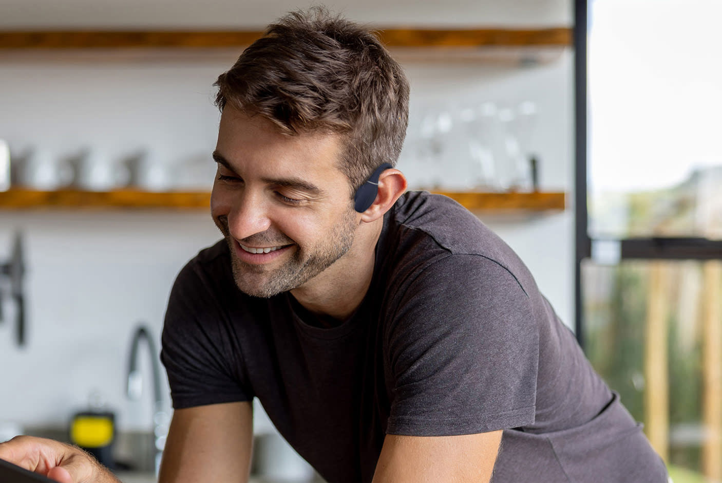 4180690-Tile-1-Creative-Outlier-Free-Pro-conducting