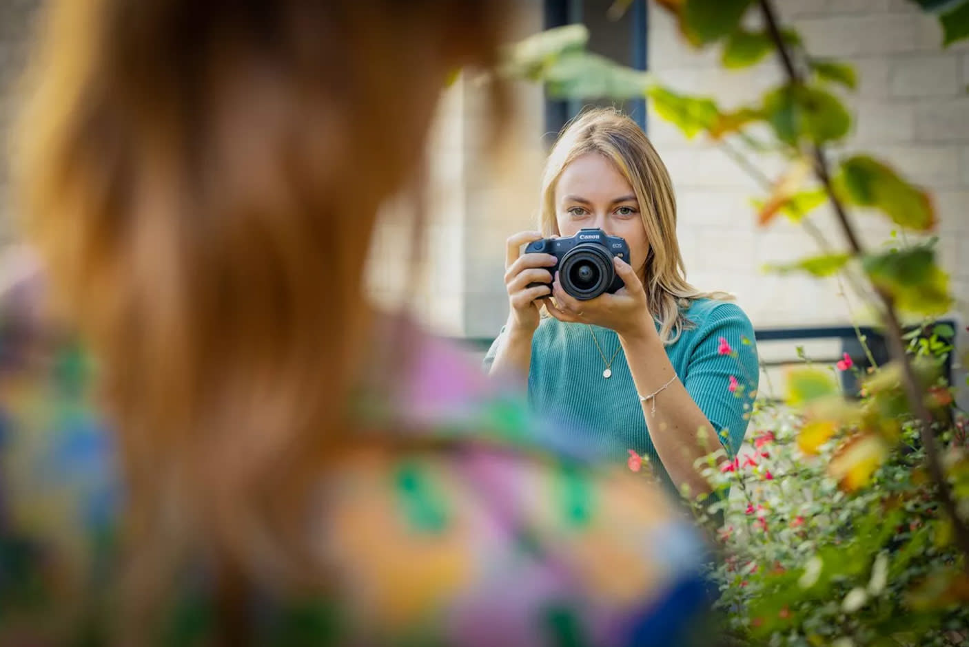 4182545-Tile-3-Canon-EOS-R8