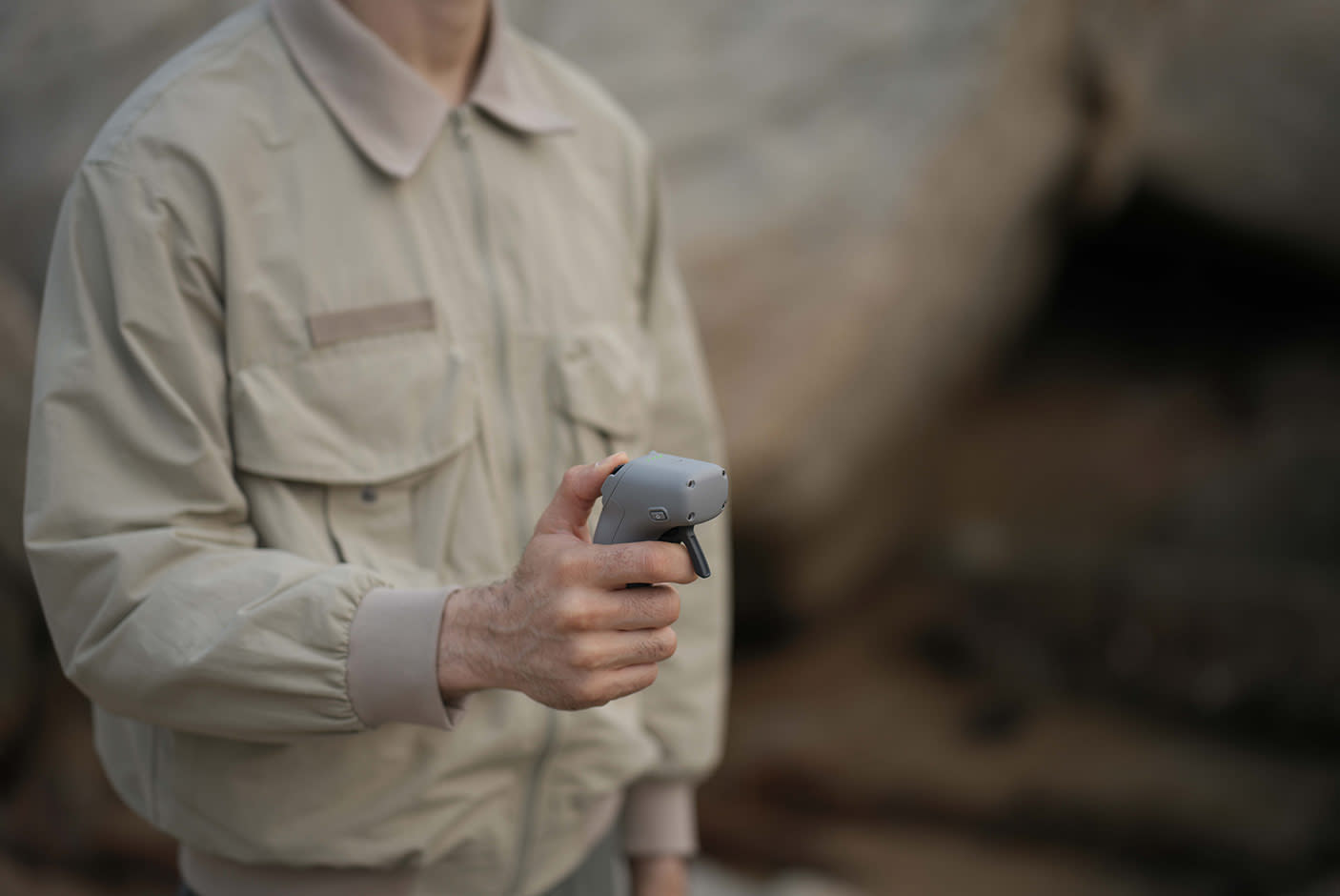 4198069-Tile-2-DJI-RC-Moton2-multidirectional