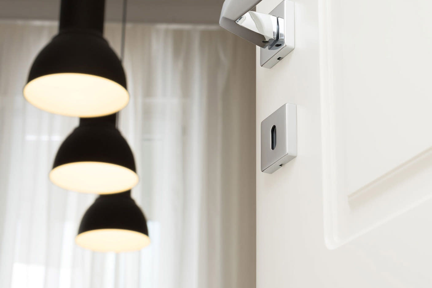 4208641-Tile-2-ERIA-Alexa