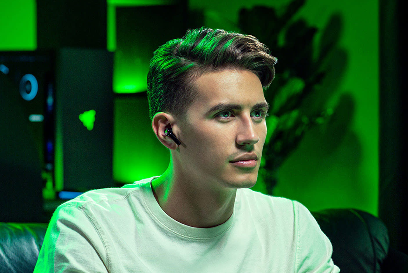 4223918-Tile-1-Razer-Hammerhead-xb-wireless