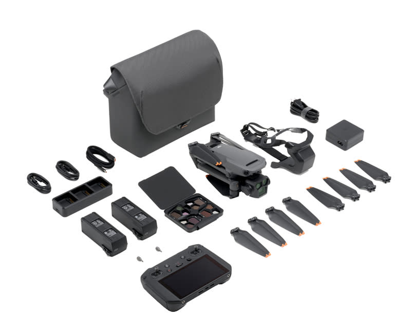 DJI Mavic 3 Pro Cine Premium Combo