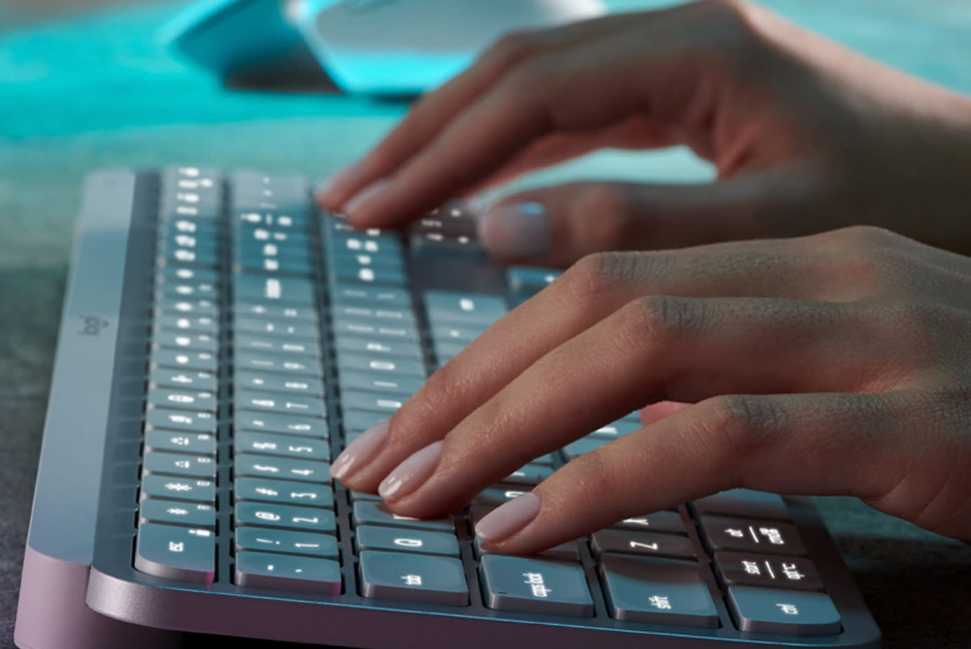 4245946-Tile-4-Ergonomic-Concentrating