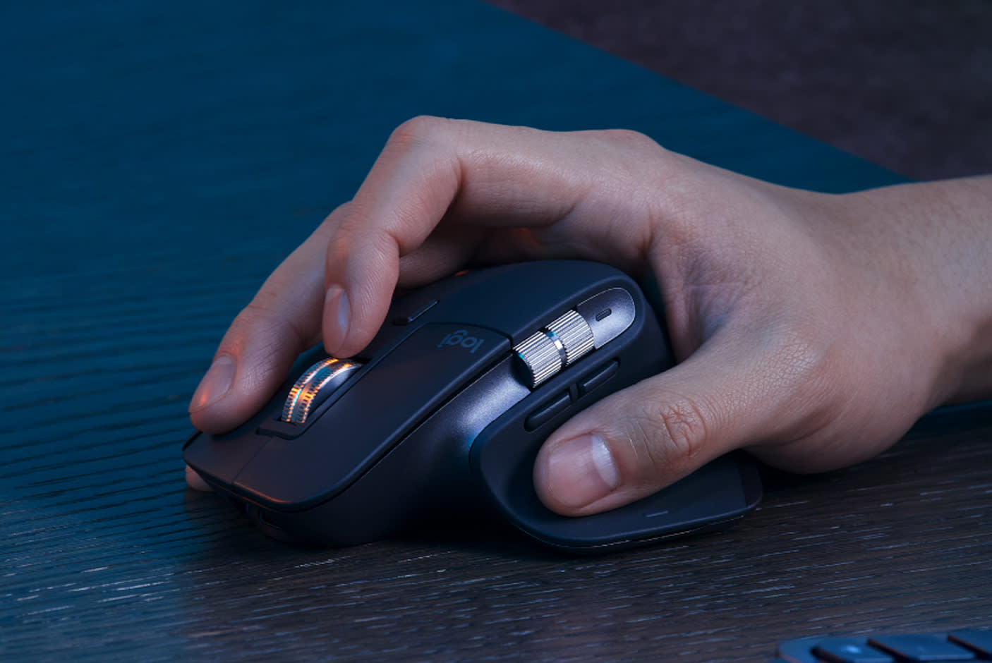 4245946-Tile-7-Multi-Platform