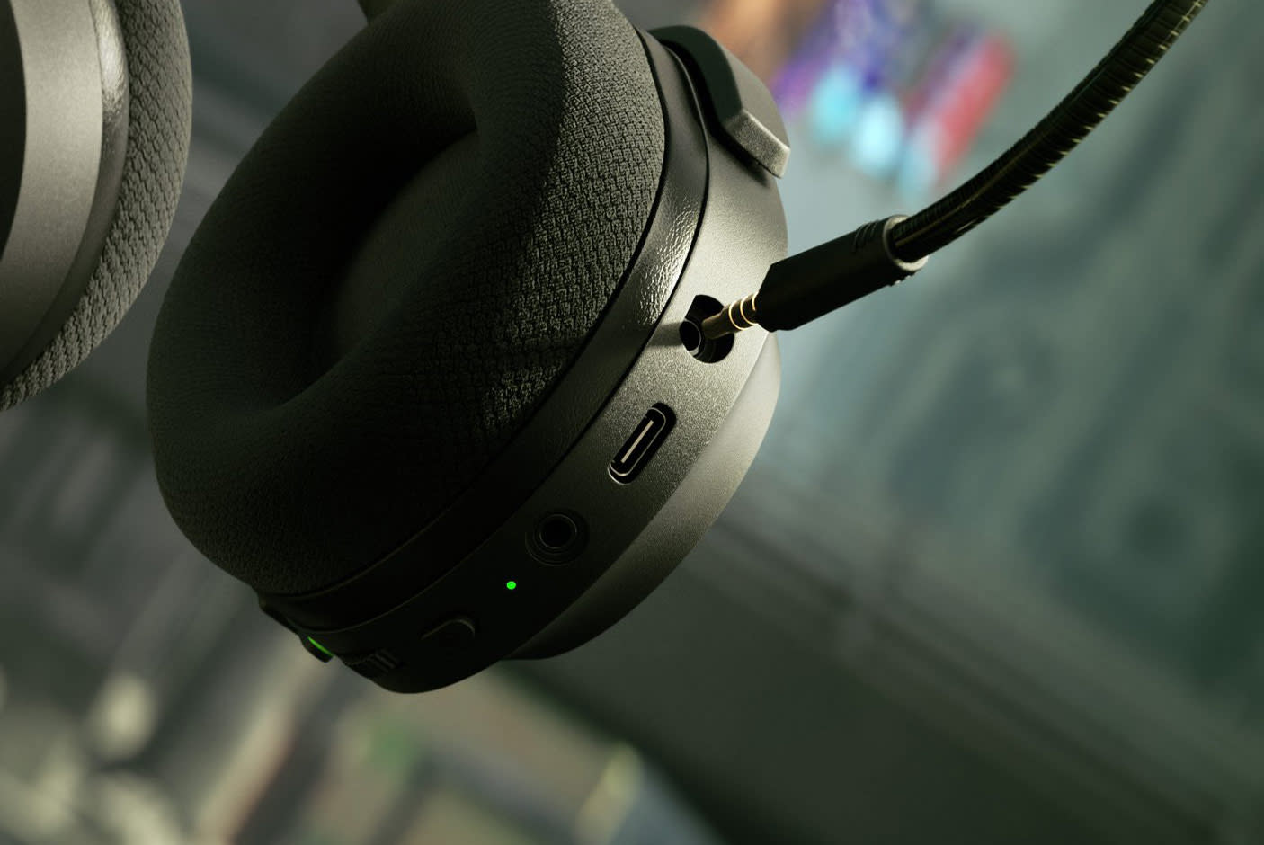 4246624-Tile-5-Razer-HyperClear-Mic