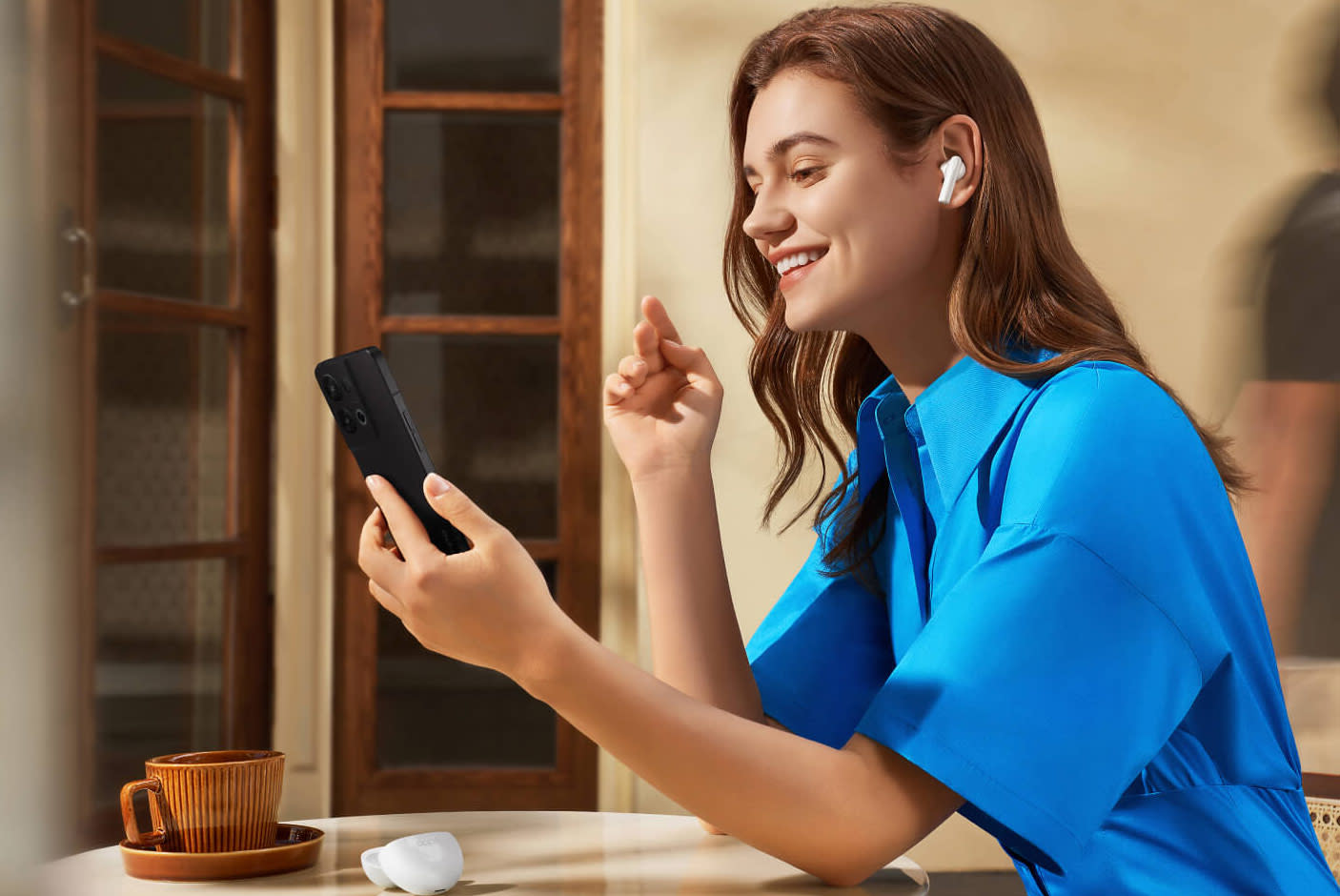 4251946-Tile-5-AI-Deep-Noise-Cancellation