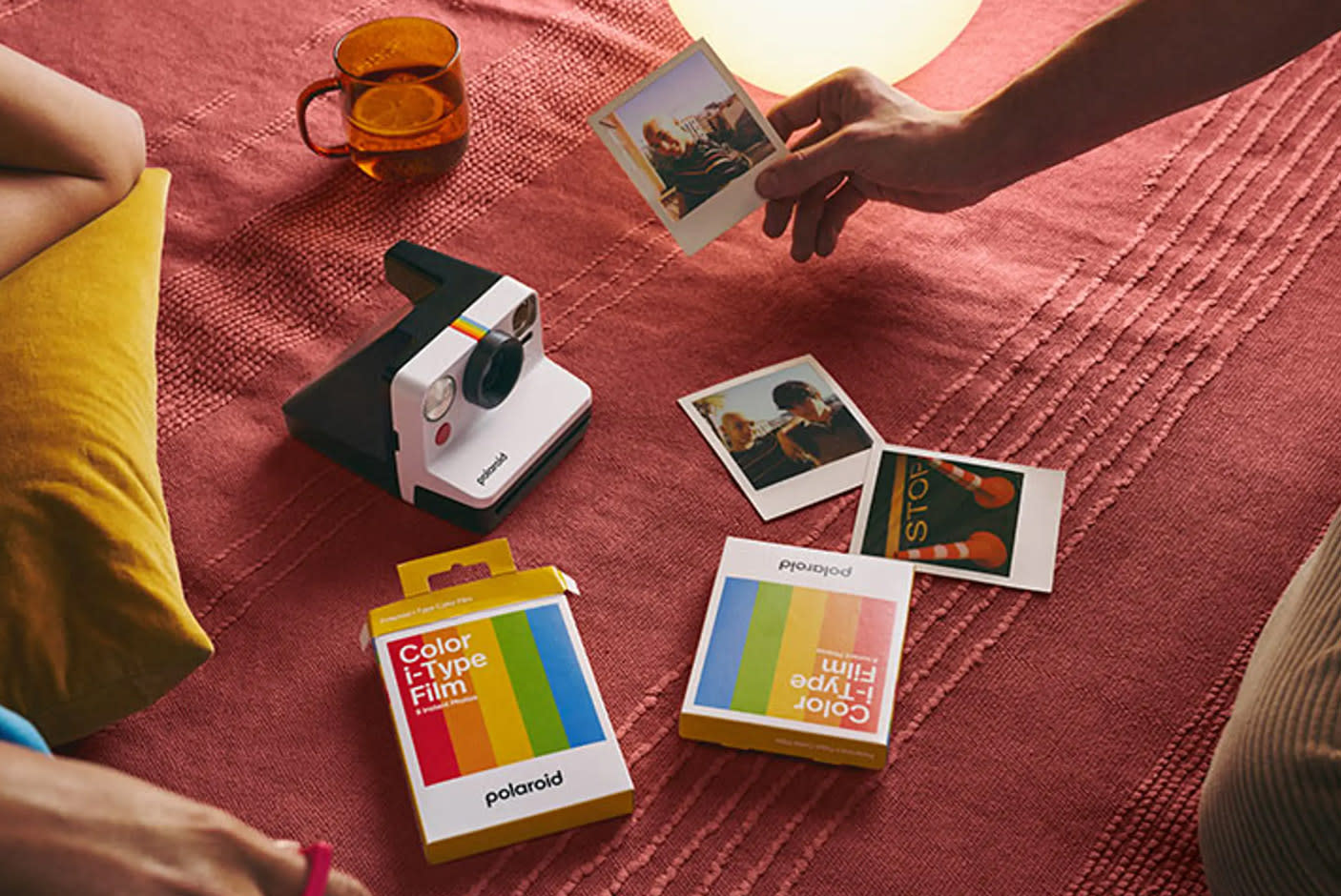 4272986-Tile-4-Polaroid-i-Type-Film