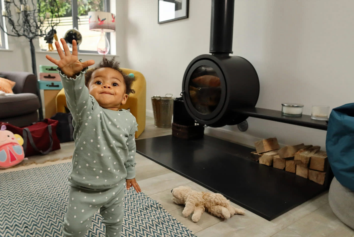 4273931-Tile-2-Cannon-EOS-R100-sensor