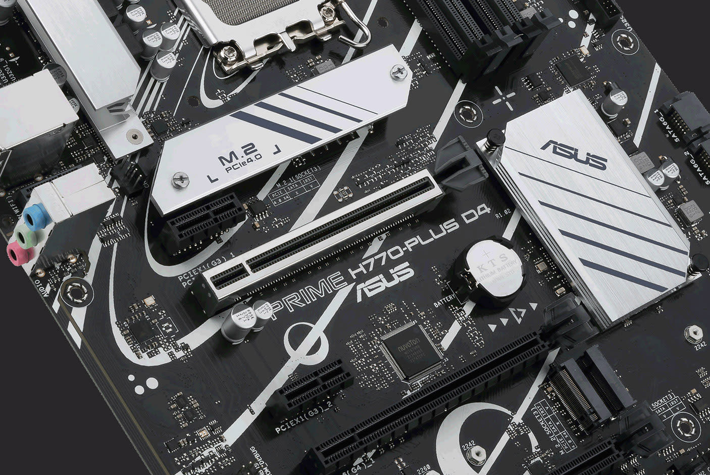 4275306-Tile-3-PCIe-5-x16