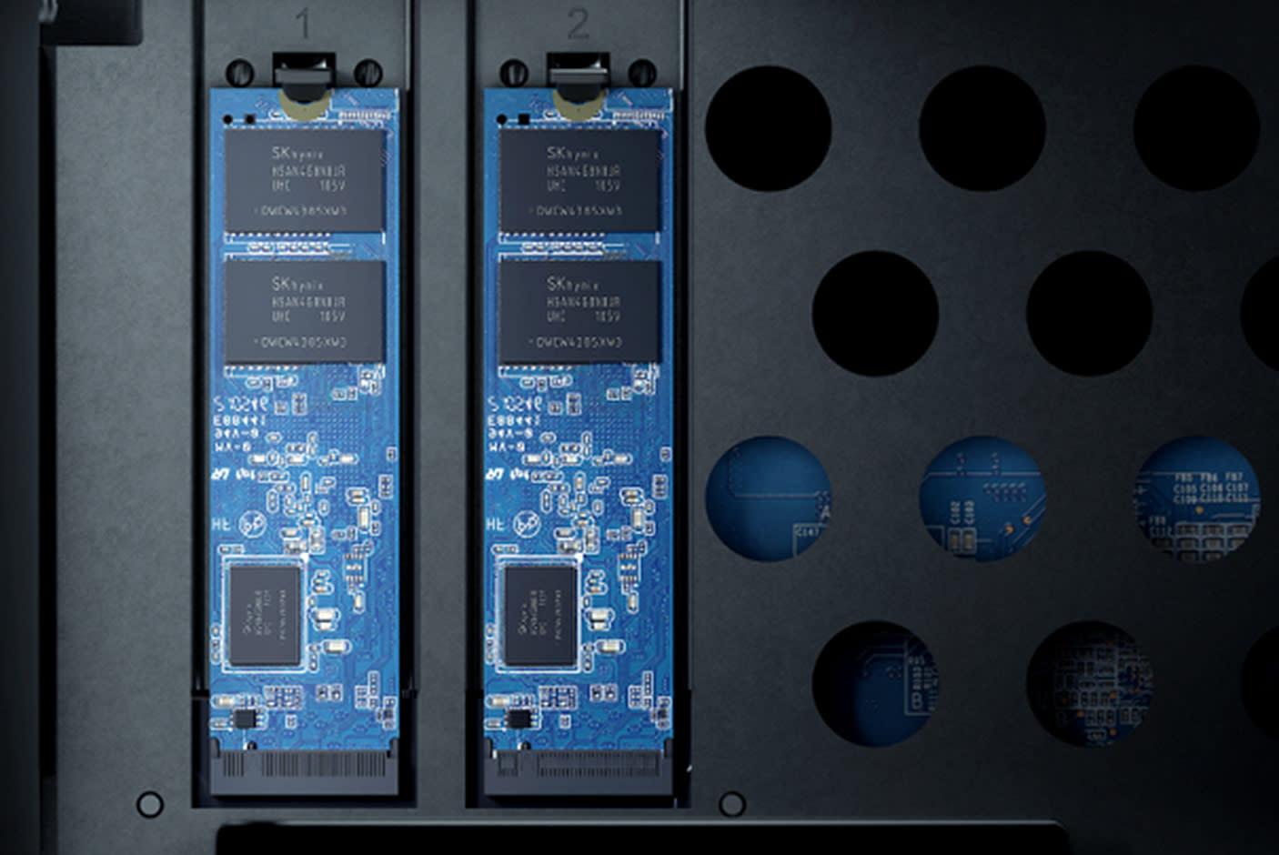 4279247-Tile-2-Synology-DS1823xs-Plus