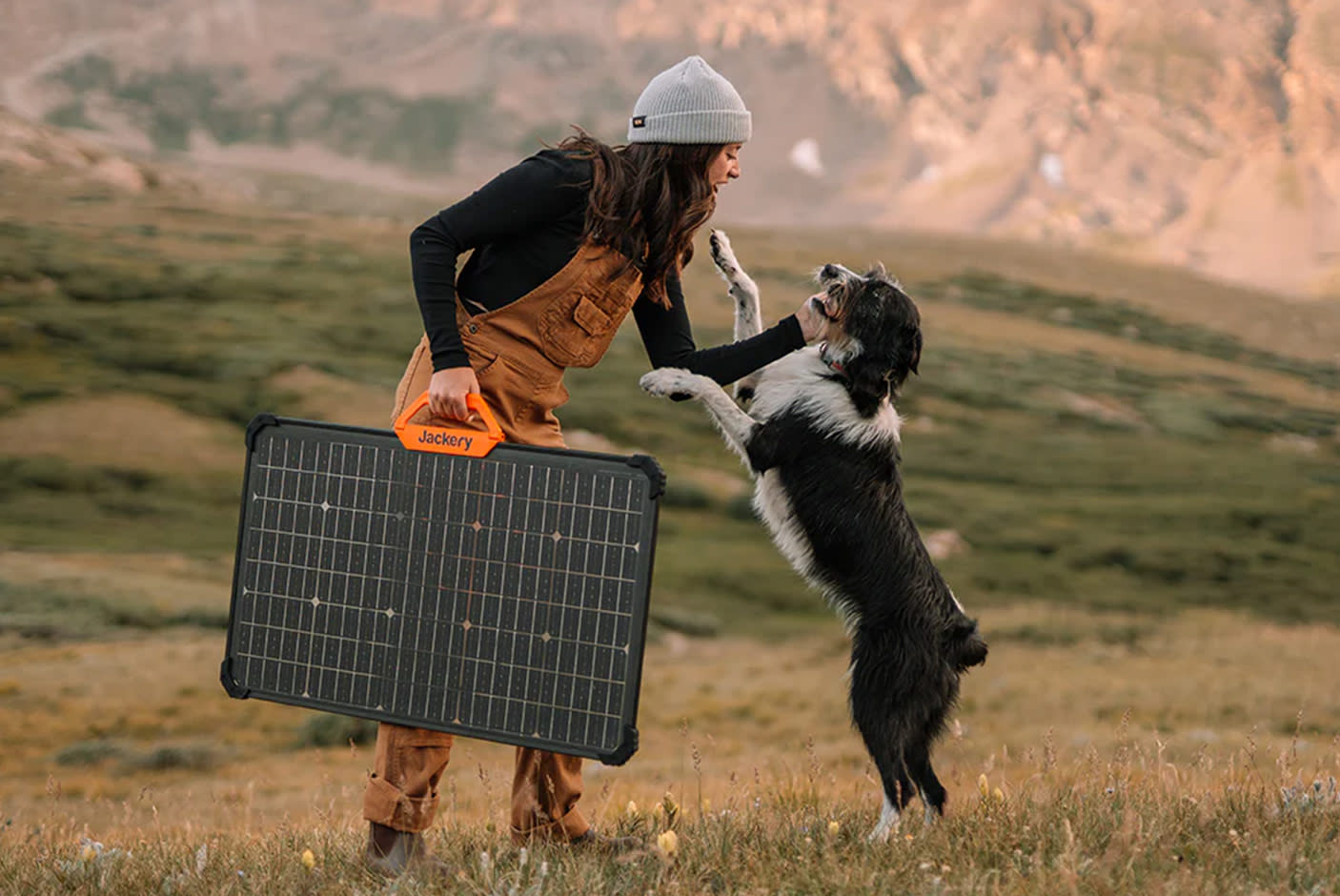 4289188-Tile-2-Jackery-SolarSaga-80W