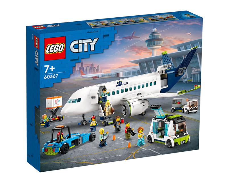 60367 Passenger Airplane