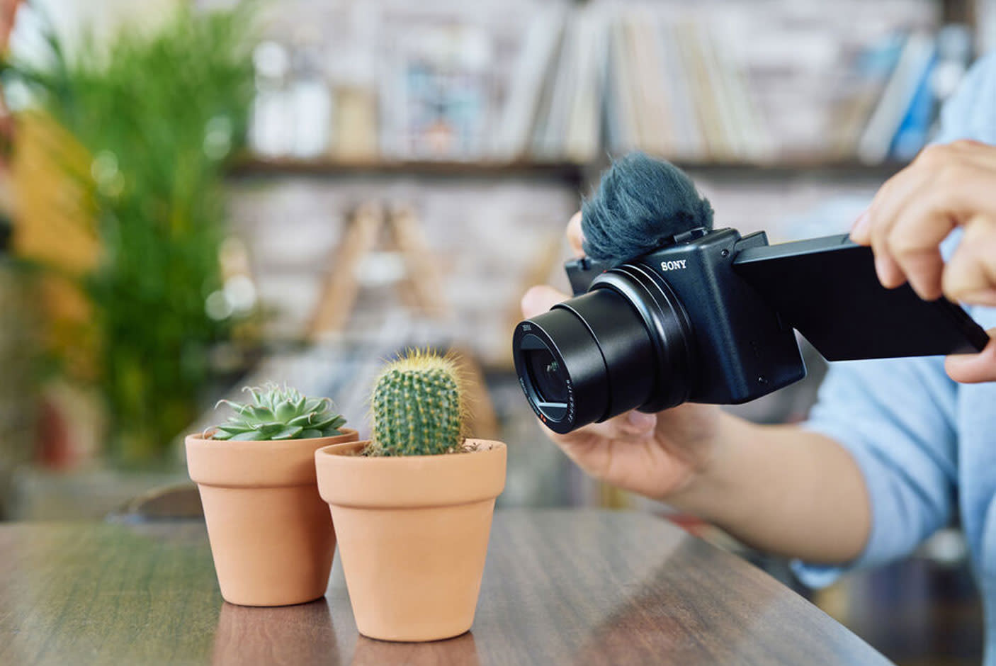 4292898-Tile-6-Stand-Out