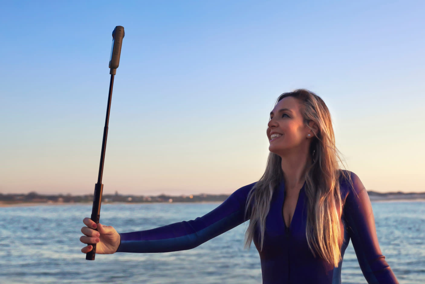 4294602-Tile-1-Insta360-Invisible-Selfie-Stick