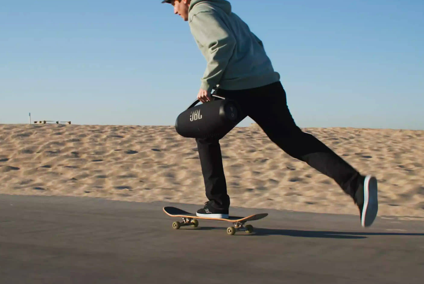 4294874-Tile-3-24-Hours-Portability